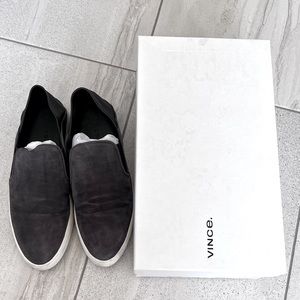 Vince grey leather Garvey slip on sz 7.5 preowned